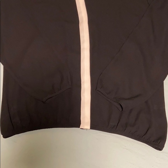 💎Beautiful Express blouse. - Picture 5 of 6